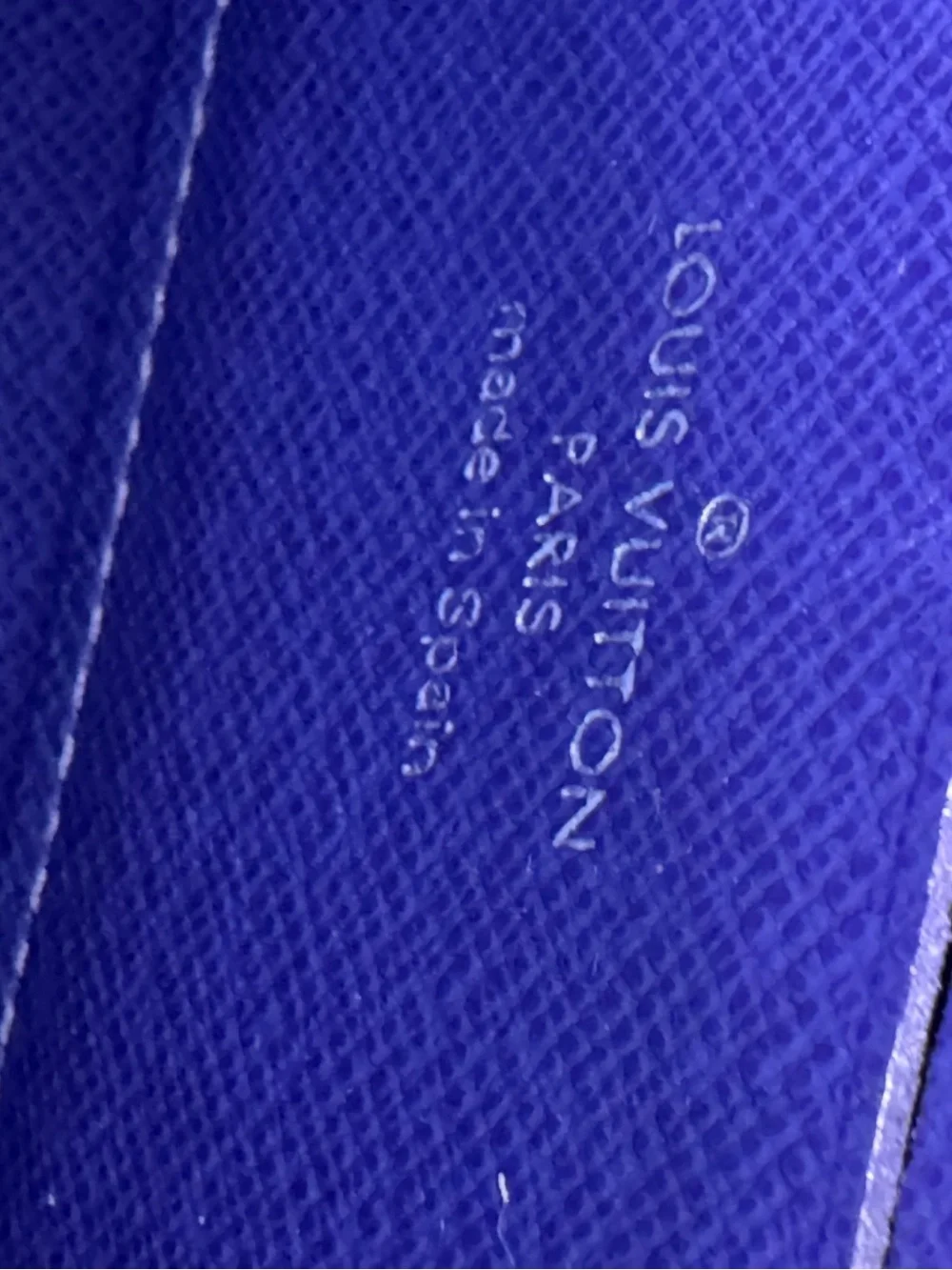 Louis Vuitton Purple Epi Leather Zip Wallet w/COA and Dust Bag - EUC